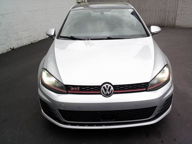 2015 Volkswagen Golf GTI SE Performance