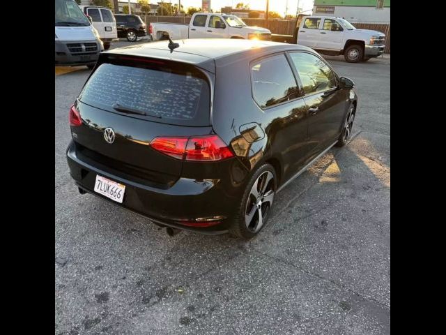 2015 Volkswagen Golf GTI SE