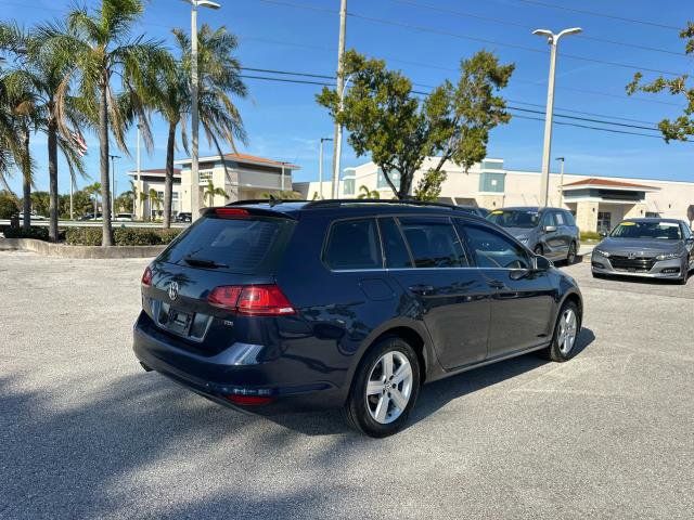 2015 Volkswagen Golf SportWagen TDI S