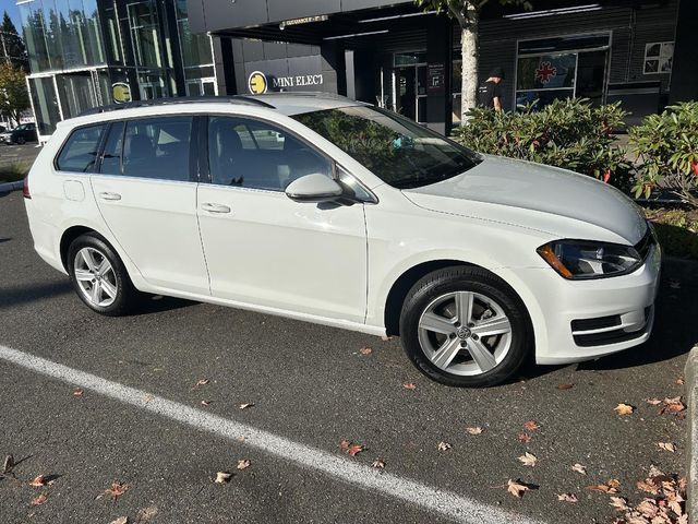 2015 Volkswagen Golf SportWagen TDI S