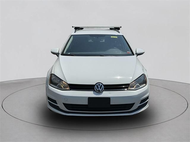 2015 Volkswagen Golf SportWagen TDI S