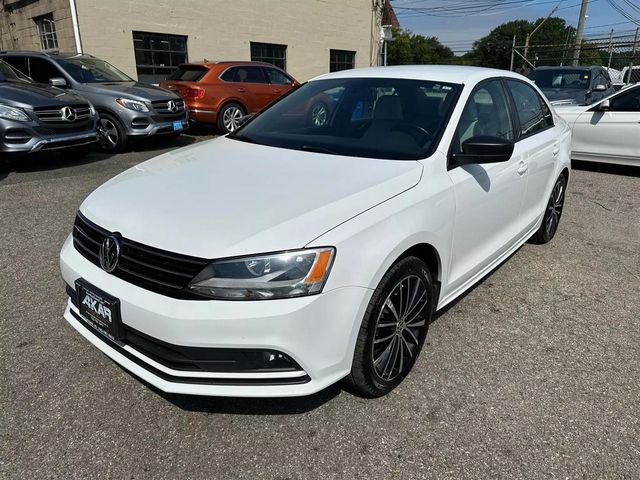 2015 Volkswagen Jetta 1.8T Sport