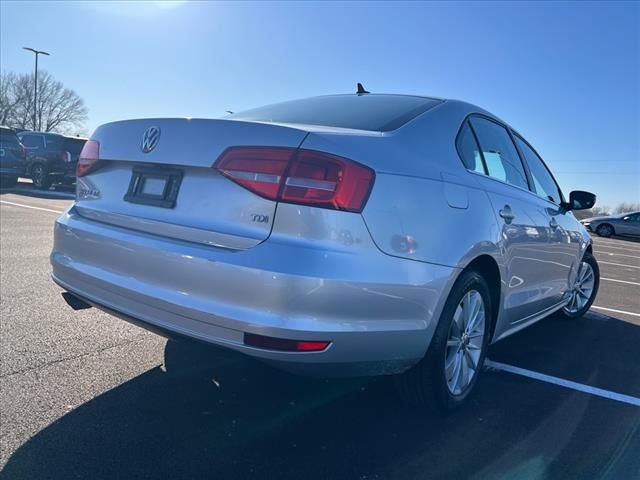 2015 Volkswagen Jetta 2.0L TDI SE Connectivity