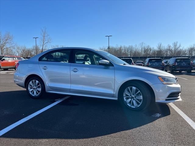 2015 Volkswagen Jetta 2.0L TDI SE Connectivity