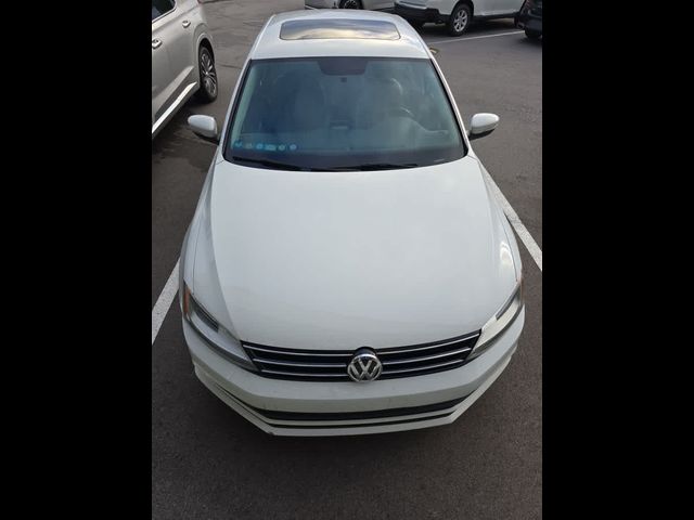 2015 Volkswagen Jetta 2.0L TDI SE Connectivity