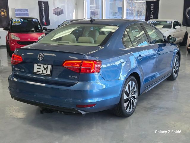 2015 Volkswagen Jetta Hybrid SEL Premium