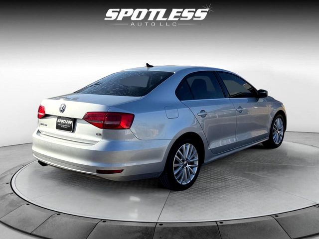 2015 Volkswagen Jetta 1.8T SE Connectivity Navigation