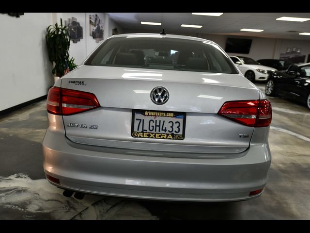 2015 Volkswagen Jetta 1.8T SE Connectivity Navigation