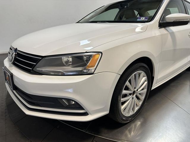 2015 Volkswagen Jetta 1.8T SE Connectivity Navigation