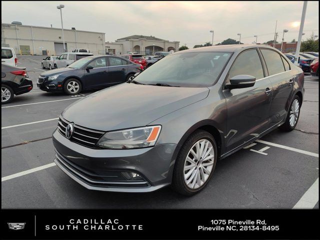 2015 Volkswagen Jetta 1.8T SE Connectivity Navigation