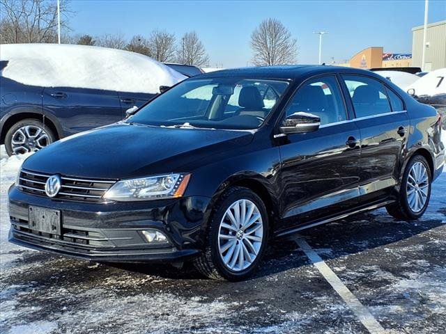 2015 Volkswagen Jetta 1.8T SE Connectivity Navigation