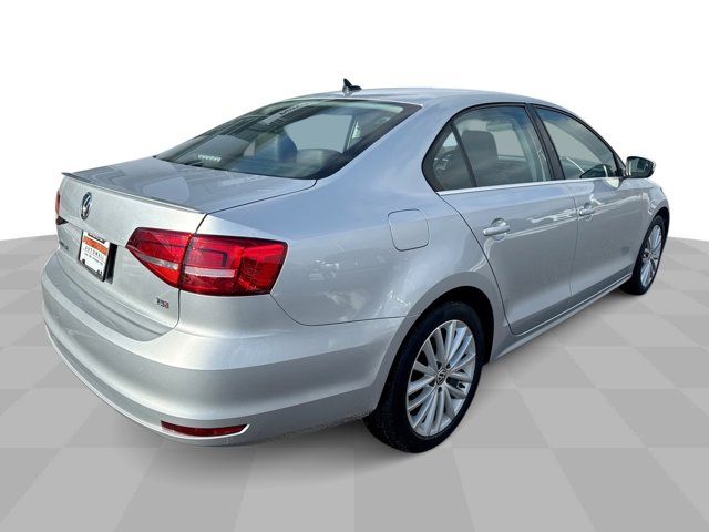 2015 Volkswagen Jetta 1.8T SE Connectivity Navigation