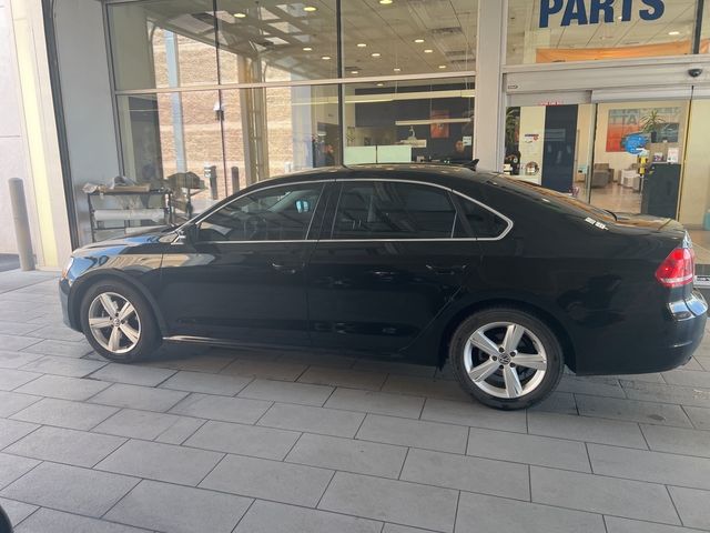 2015 Volkswagen Passat 1.8T Limited