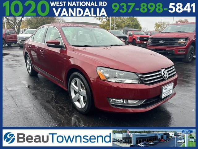 2015 Volkswagen Passat 1.8T Limited