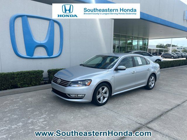 2015 Volkswagen Passat 1.8T Limited