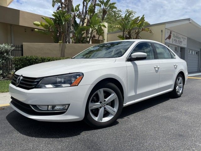 2015 Volkswagen Passat 1.8T Limited