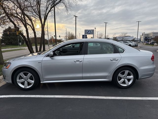 2015 Volkswagen Passat 1.8T Limited