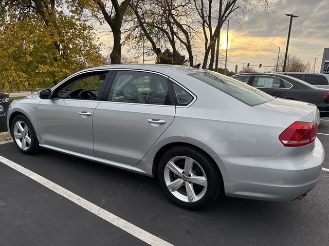 2015 Volkswagen Passat 1.8T Limited