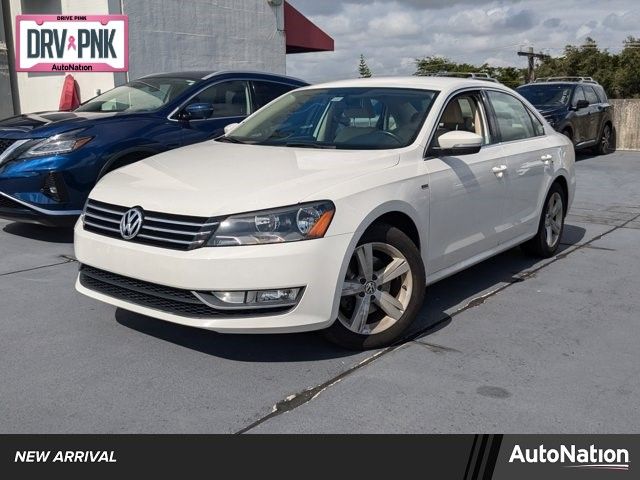 2015 Volkswagen Passat 1.8T Limited