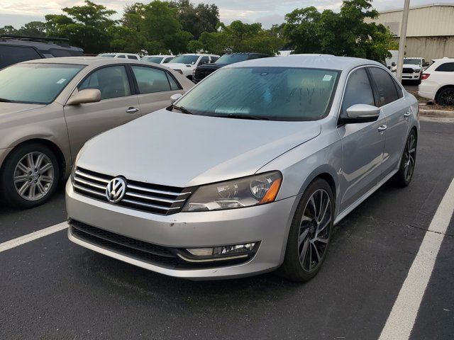 2015 Volkswagen Passat 1.8T Limited