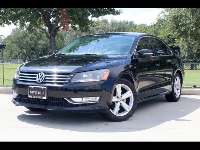 2015 Volkswagen Passat 1.8T Limited