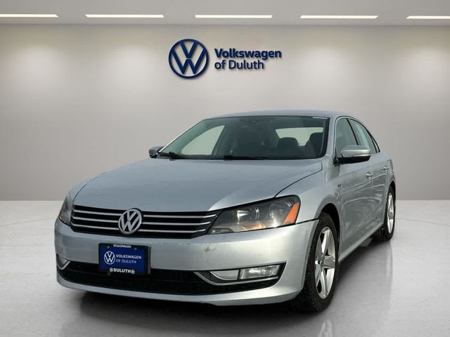 2015 Volkswagen Passat 1.8T Limited