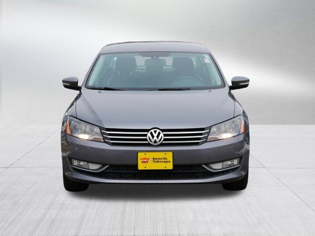 2015 Volkswagen Passat 1.8T Limited