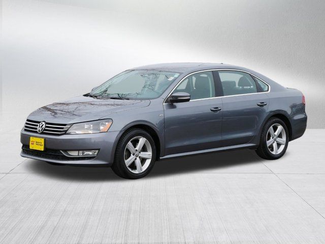 2015 Volkswagen Passat 1.8T Limited