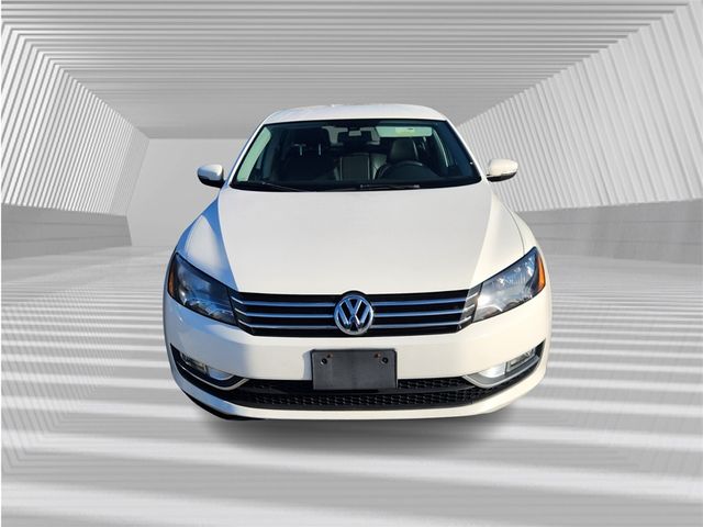 2015 Volkswagen Passat 1.8T Limited