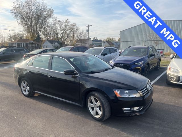 2015 Volkswagen Passat 1.8T Limited