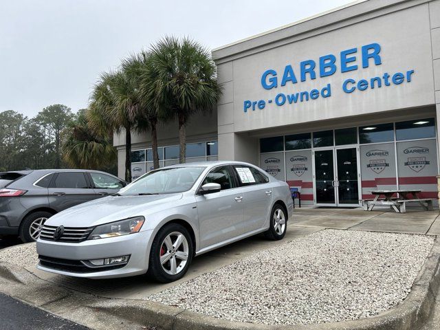 2015 Volkswagen Passat 1.8T Limited