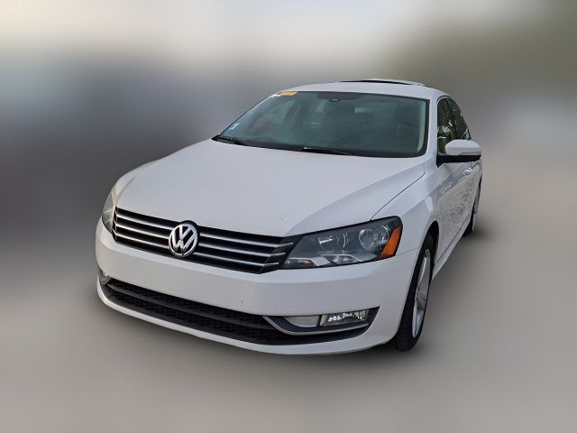 2015 Volkswagen Passat 1.8T Limited