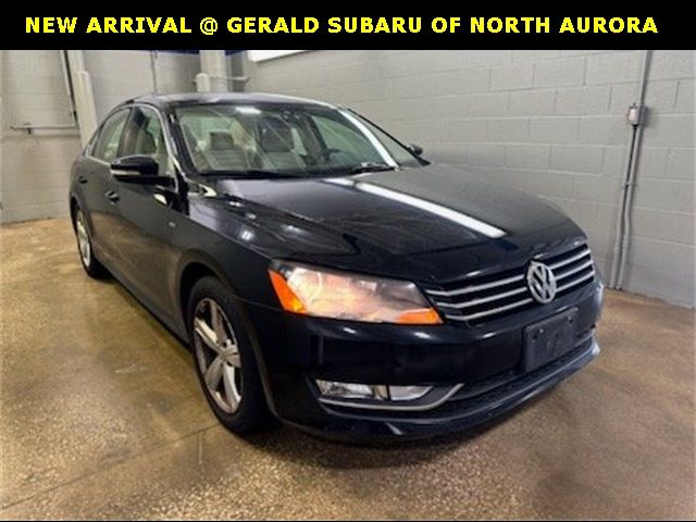 2015 Volkswagen Passat 1.8T Limited