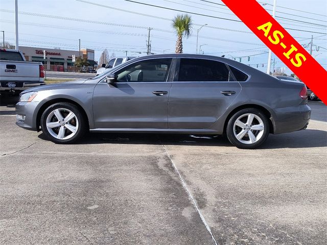 2015 Volkswagen Passat 1.8T Limited