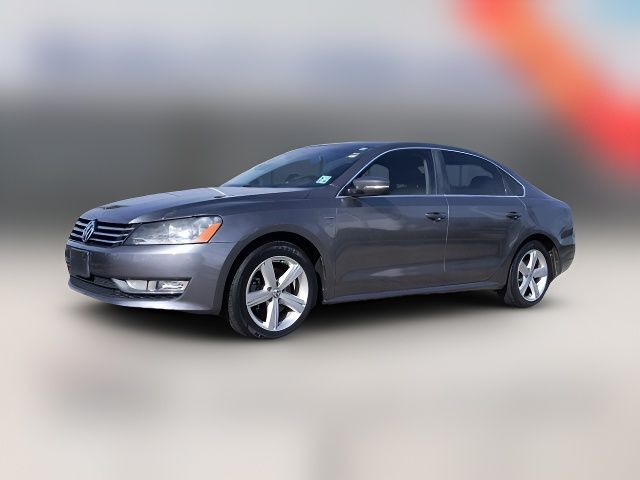 2015 Volkswagen Passat 1.8T Limited