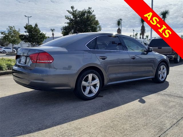 2015 Volkswagen Passat 1.8T Limited