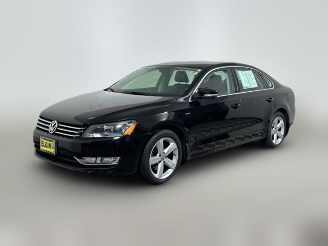 2015 Volkswagen Passat 1.8T Limited