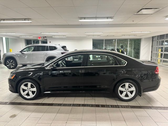 2015 Volkswagen Passat 1.8T Limited