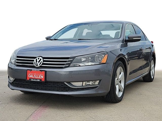 2015 Volkswagen Passat 1.8T Limited