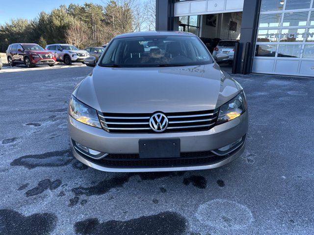 2015 Volkswagen Passat 1.8T Limited