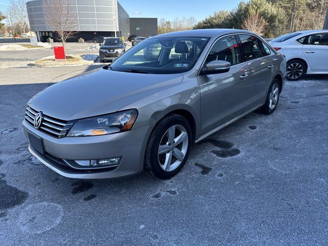 2015 Volkswagen Passat 1.8T Limited