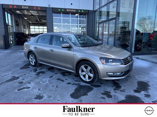 2015 Volkswagen Passat 1.8T Limited