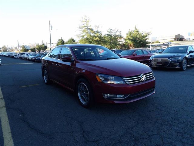2015 Volkswagen Passat 1.8T Limited