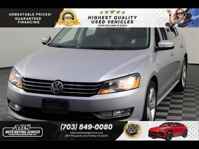 2015 Volkswagen Passat 1.8T Limited