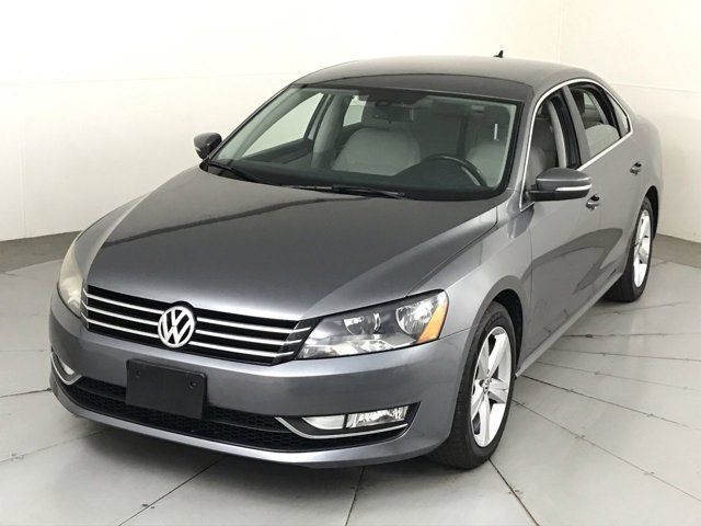 2015 Volkswagen Passat 1.8T Limited