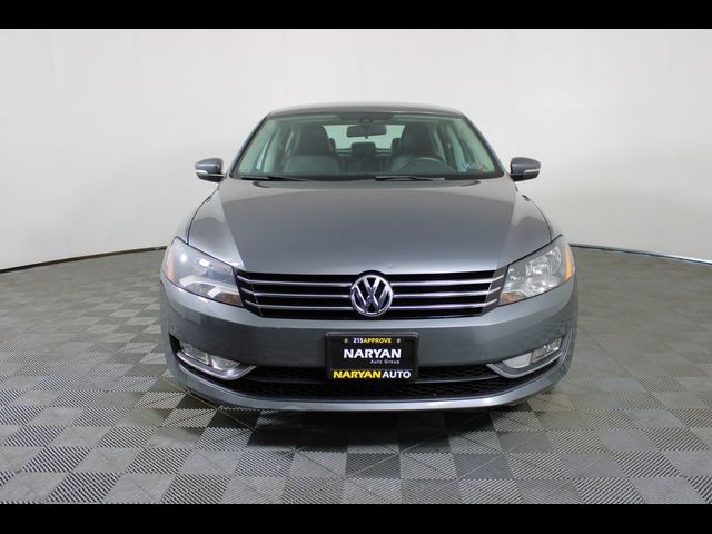 2015 Volkswagen Passat 1.8T Limited