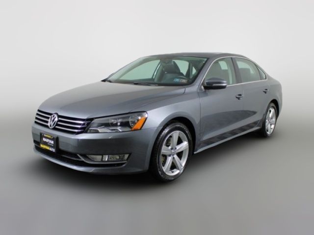 2015 Volkswagen Passat 1.8T Limited