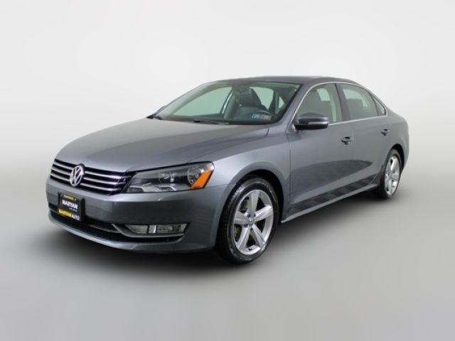 2015 Volkswagen Passat 1.8T Limited