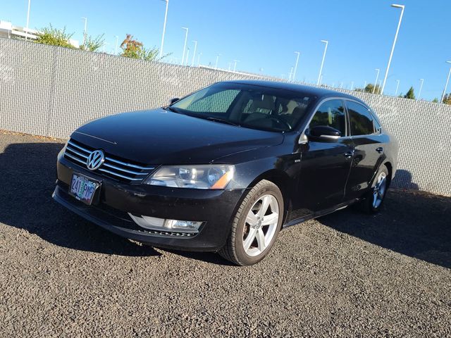 2015 Volkswagen Passat 1.8T Limited