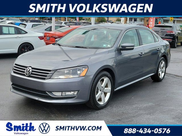 2015 Volkswagen Passat 1.8T Limited